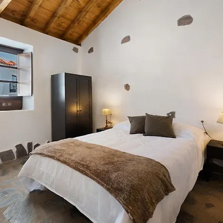 Casa Fagundo 84 Conjunto * Alajeró